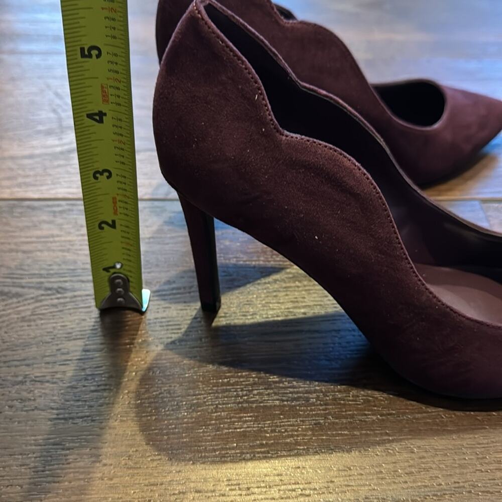 Nine West NWOT Pump Heel Shoes in Purple Faux Suede. - Picture 5 of 7